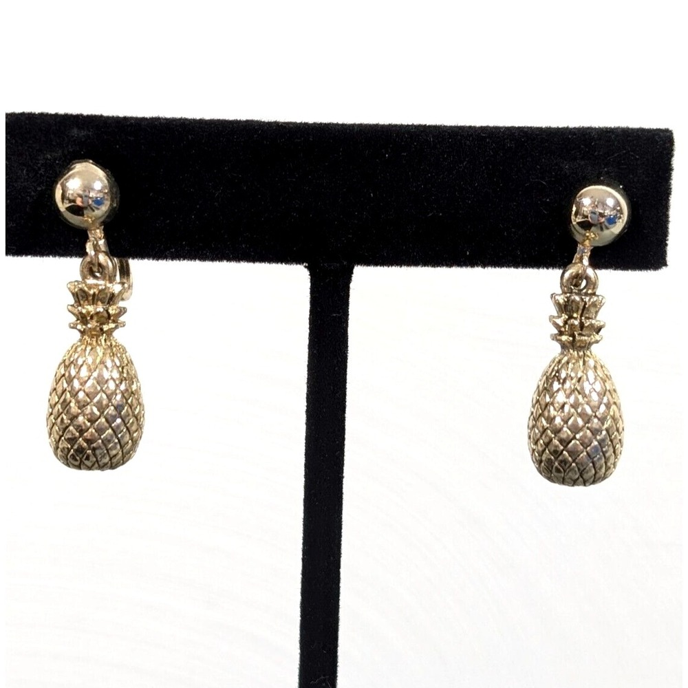 Vintage Gold Tone Pineapple Charm‎ Screw Back Clip Earrings